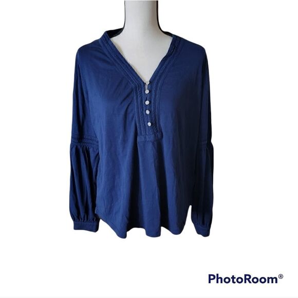 COPY - Lauren Ralph Lauren Black Label Long Sleeved Top with Peasant Sleeves. S… - Picture 1 of 12